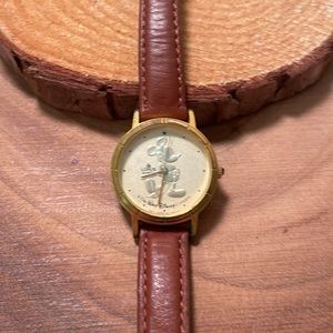 Ladies Mickey Mouse watch